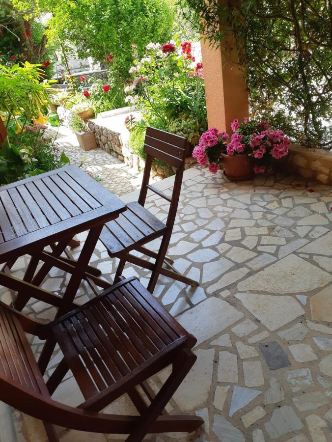 Rooms Ljubica Cres Exterior foto